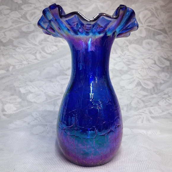 Vintage Gibson Glass Vase Iridescent Blue Ruffle Top Carnival Crackle Finish 6.5 - Picture 5 of 17